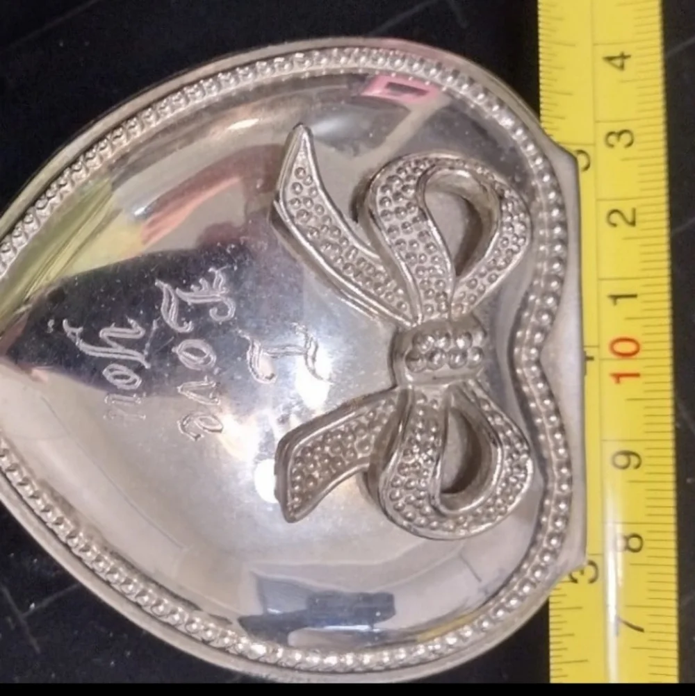 Silvertone 
